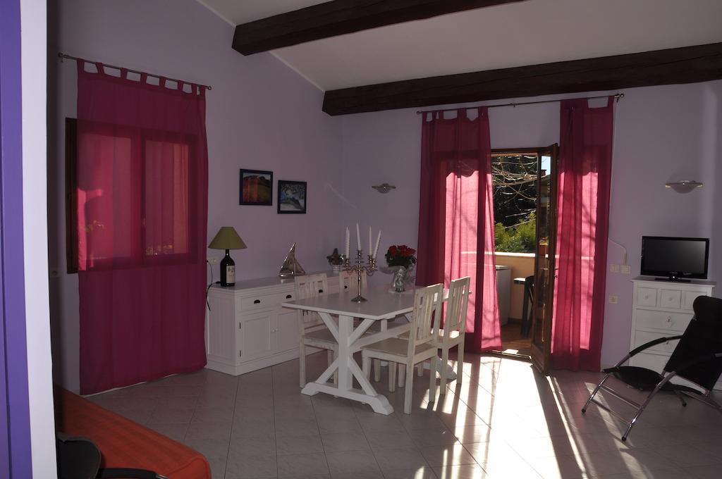 Villa Petra Sainte-Maxime Habitación foto